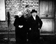 img728 Hans mit seinen Großeltern